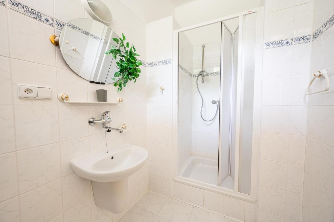 Lazne Mezibori Hotel Luaran gambar
