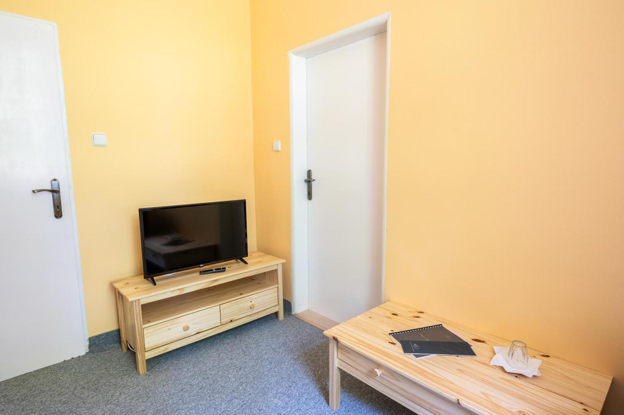 Lazne Mezibori Hotel Luaran gambar